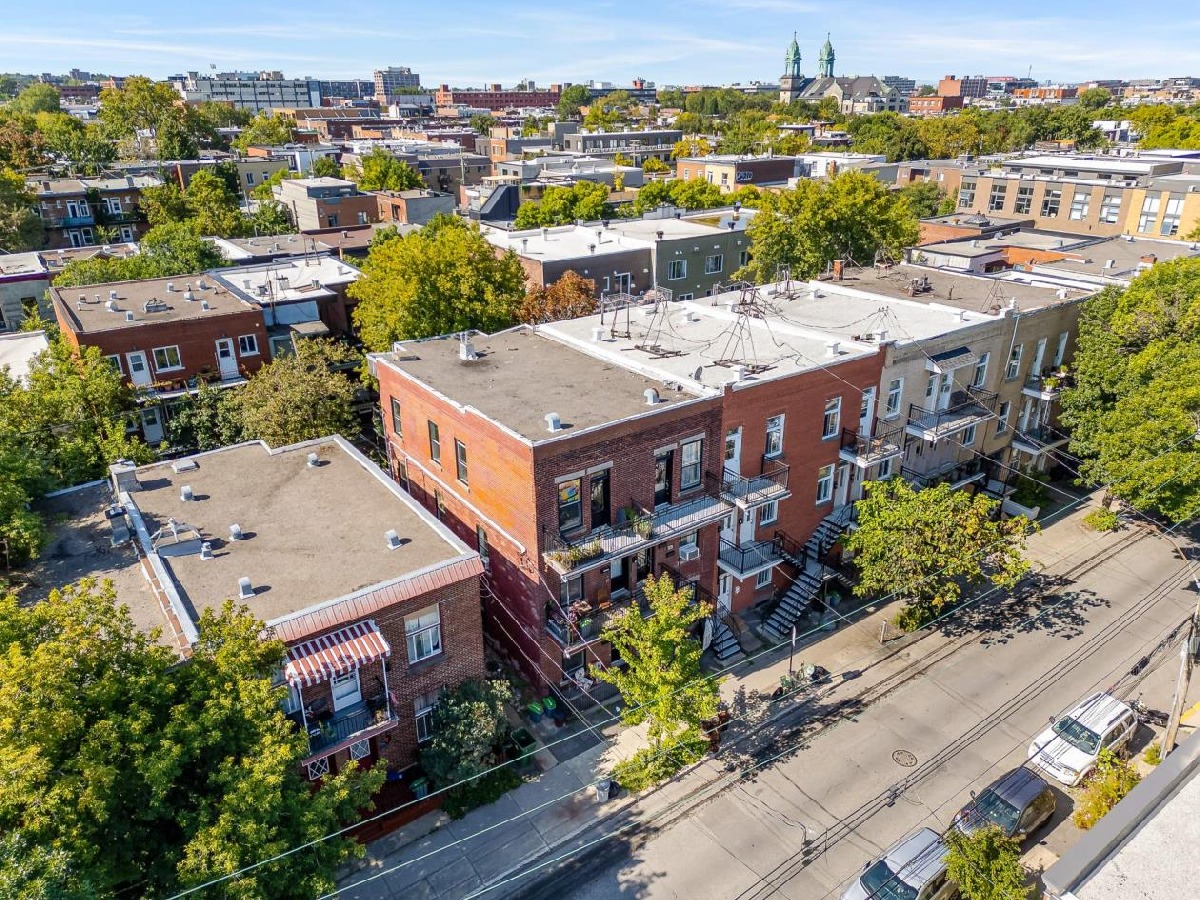 6plex - 5 x 4 1/2 + loft in the heart of Little Italy Mtl