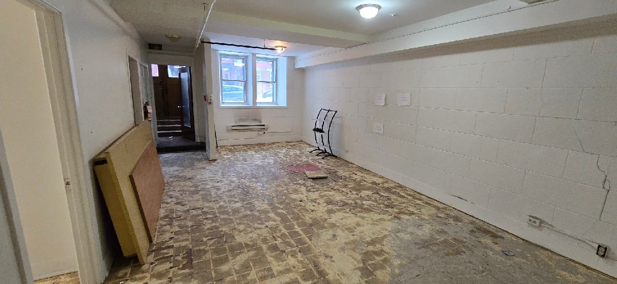 1250 sqft space for non-profit organization in Outremont