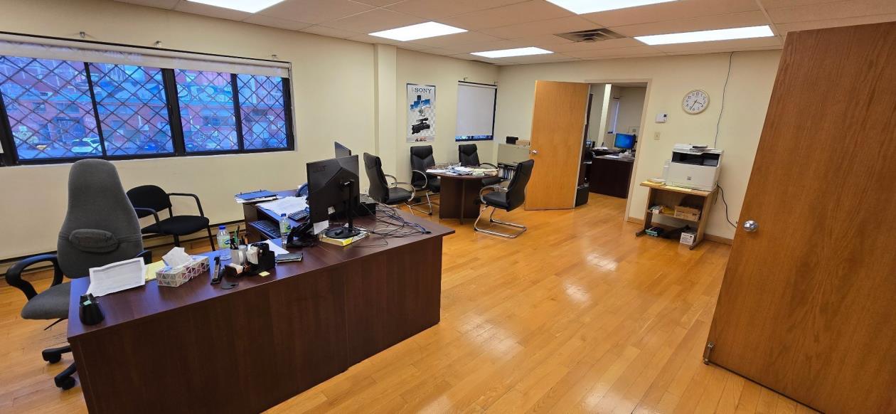 Space(s) for rent - multiple usages 1,350 sq. ft. to 5,150 s