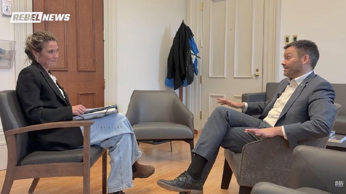 La panique des médias subventionnés révèle une tangente malsaine (photo_entrevue_alexa_lavoie_pierre-paul_plamondon) La panique des médias subventionnés révèle une tangente malsaine