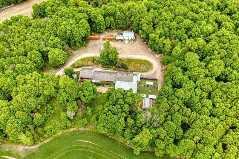 #Immobilier #Domaineavendre #agricole #érablière #commercial (media1) #Immobilier #Domaineavendre #agricole #érablière #commercial